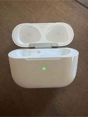 Apple AirPod 3 charging case only. For A2897 AirPods.